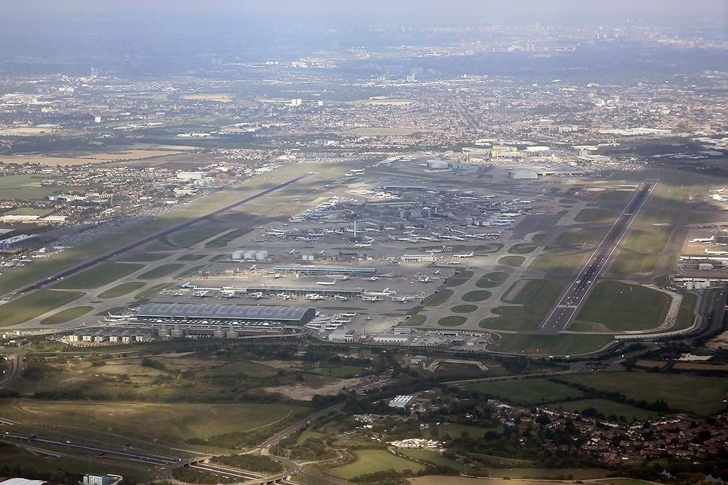 Heathrow Airport: Main airport serving London, England, United Kingdom