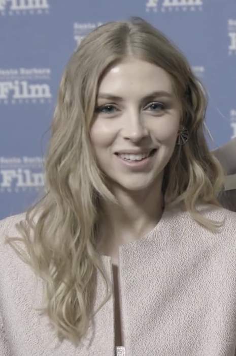 Hermione Corfield: English actress (born 1993)