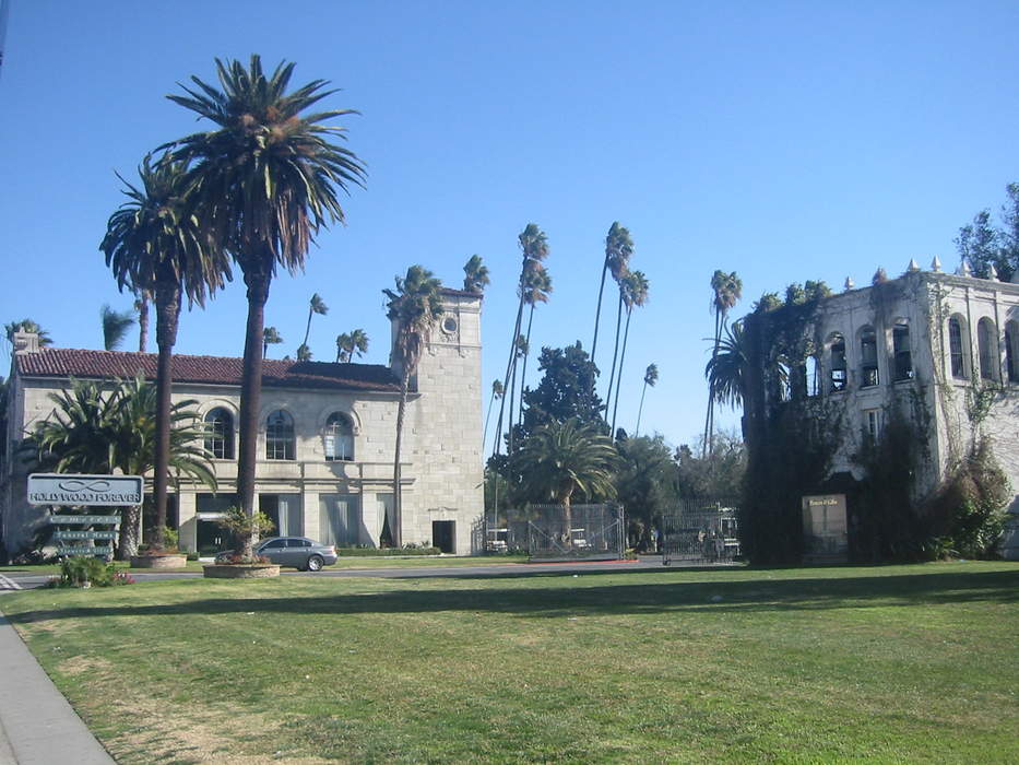 Hollywood Forever Cemetery: Cemetery in Los Angeles, California, US