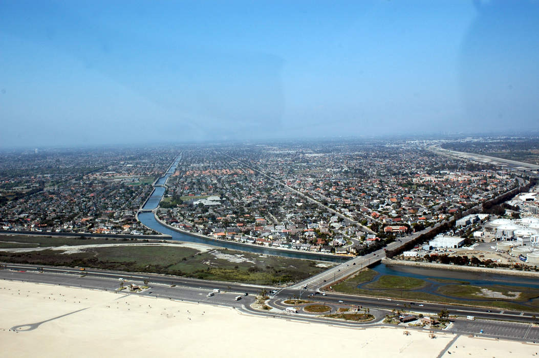 Huntington Beach, California: City in California, United States