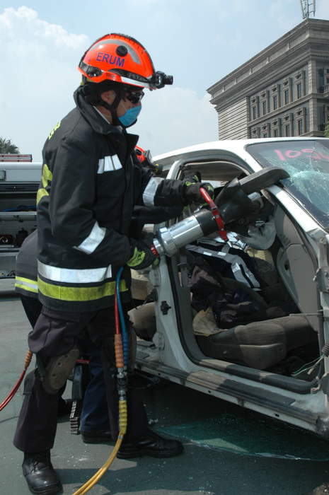 Hydraulic rescue tools: Tool used by emergency rescue personnel to assist vehicle extrication of crash victims