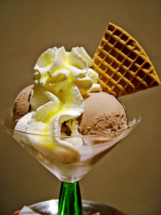 Ice cream: Frozen dessert