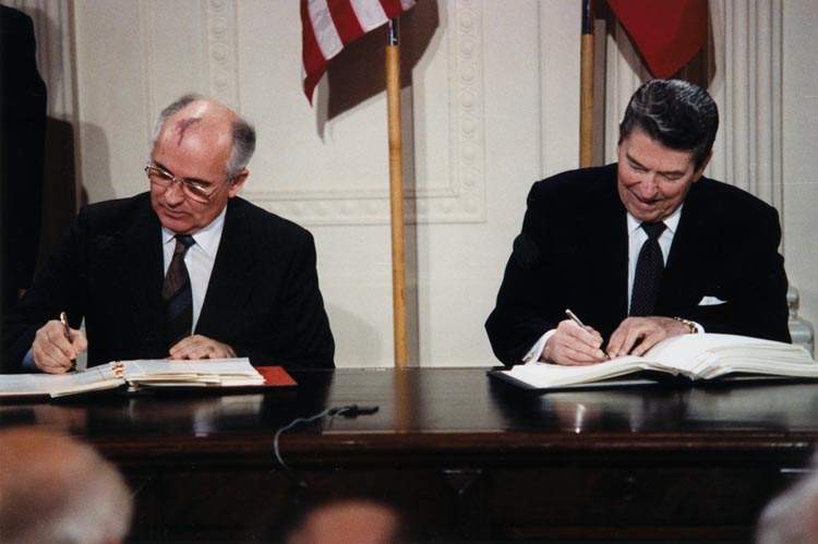 Intermediate-Range Nuclear Forces Treaty: US-Soviet/Russian treaty (1987–2019)