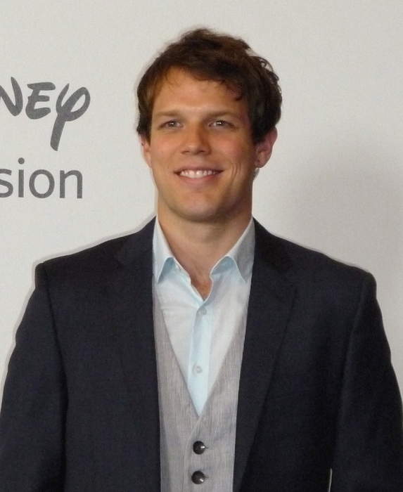 Jake Lacy: American actor (born 1985)