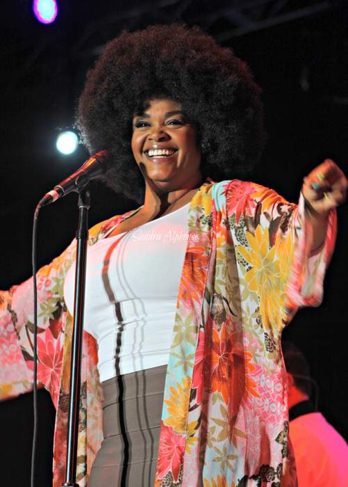 Jill Scott (singer): American singer (born 1972)