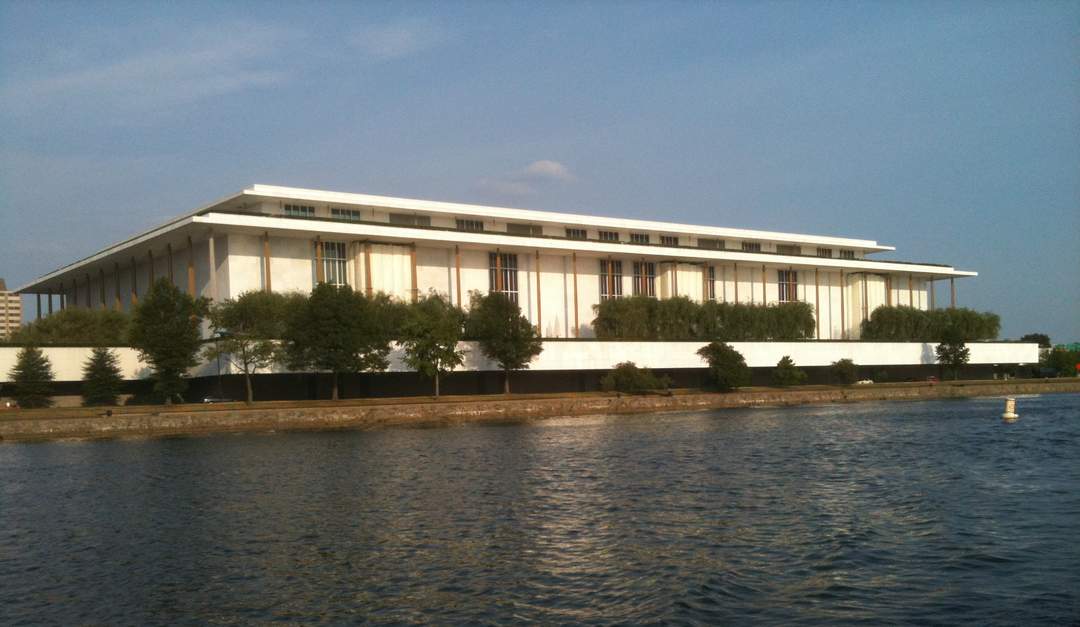 John F. Kennedy Center for the Performing Arts: US national cultural center in Washington, D.C.
