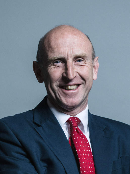 John Healey (politician): British politician (born 1960)