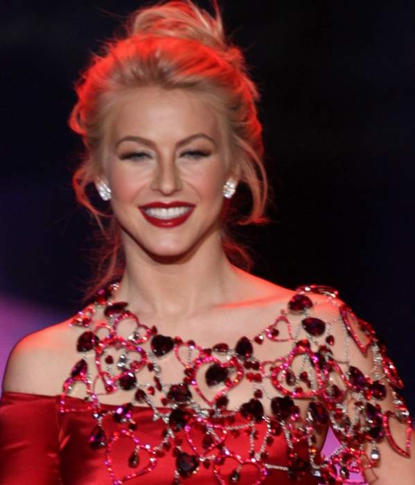 Julianne Hough: American dancer (born 1988)