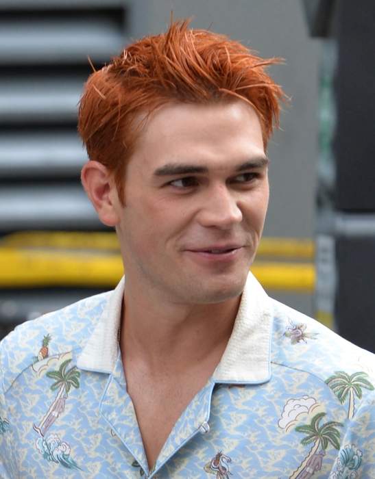 KJ Apa: New Zealand actor (born 1997)