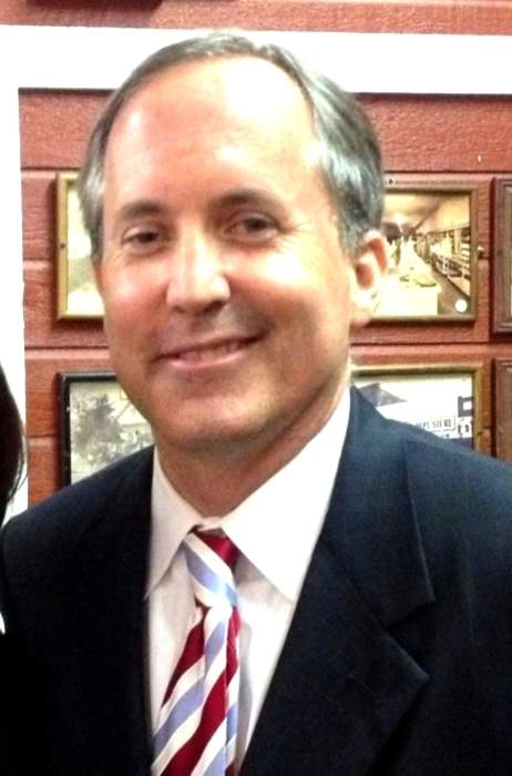 Ken Paxton: American politician and lawyer