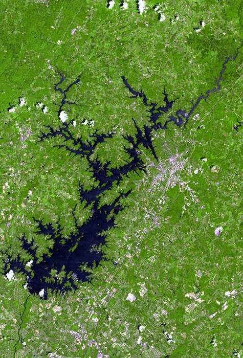 Lake Lanier: Reservoir in Georgia, United States