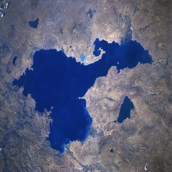 Lake Van: Large salt lake in eastern Turkey