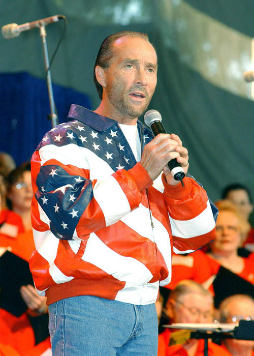 Lee Greenwood: American country music artist (born 1942)