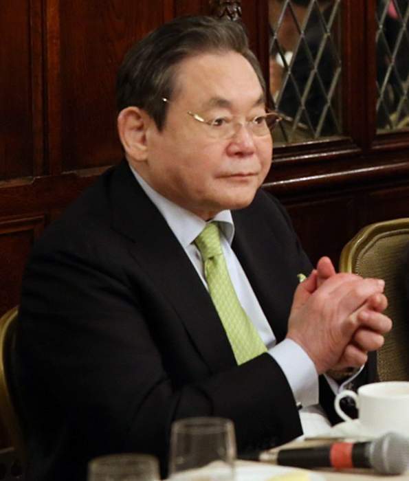 Lee Kun-hee: Former Chairman of the Samsung Group
