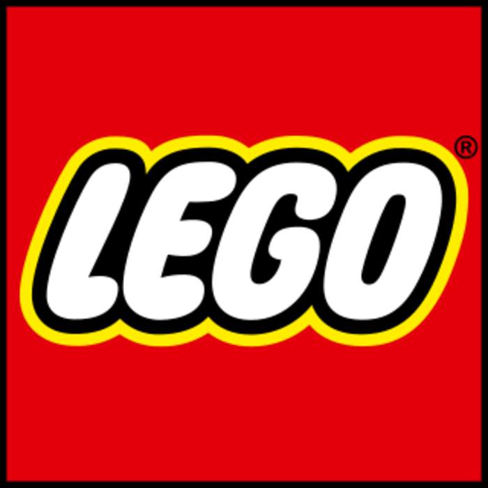Lego: Plastic construction toy