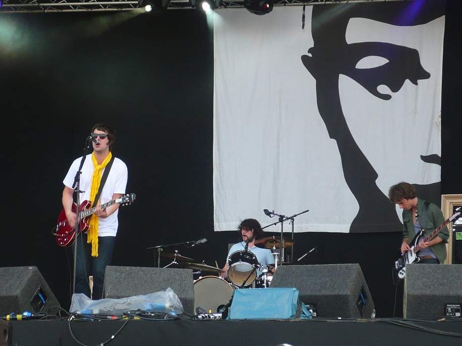 Liam Fray: English musician (born 1985)