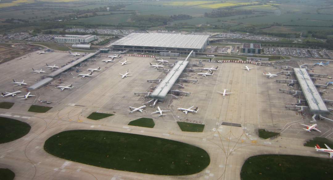 London Stansted Airport: Tertiary international airport serving London, England, United Kingdom