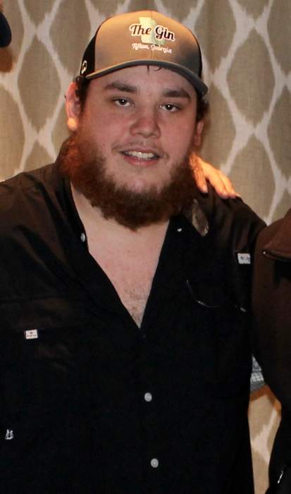 Luke Combs: American country music singer (born 1990)