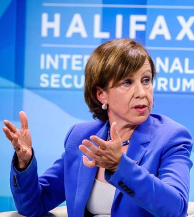 Lyse Doucet: Canadian journalist and television presenter