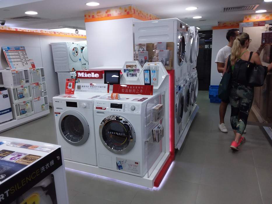 Major appliance: Large machine which accomplishes routine housekeeping