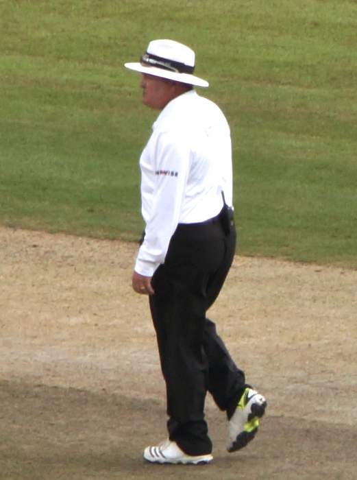 Marais Erasmus: South African cricket umpire