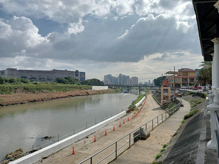 Marikina River: River in Luzon, Philippines