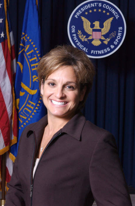 Mary Lou Retton: American gymnast (born 1968)