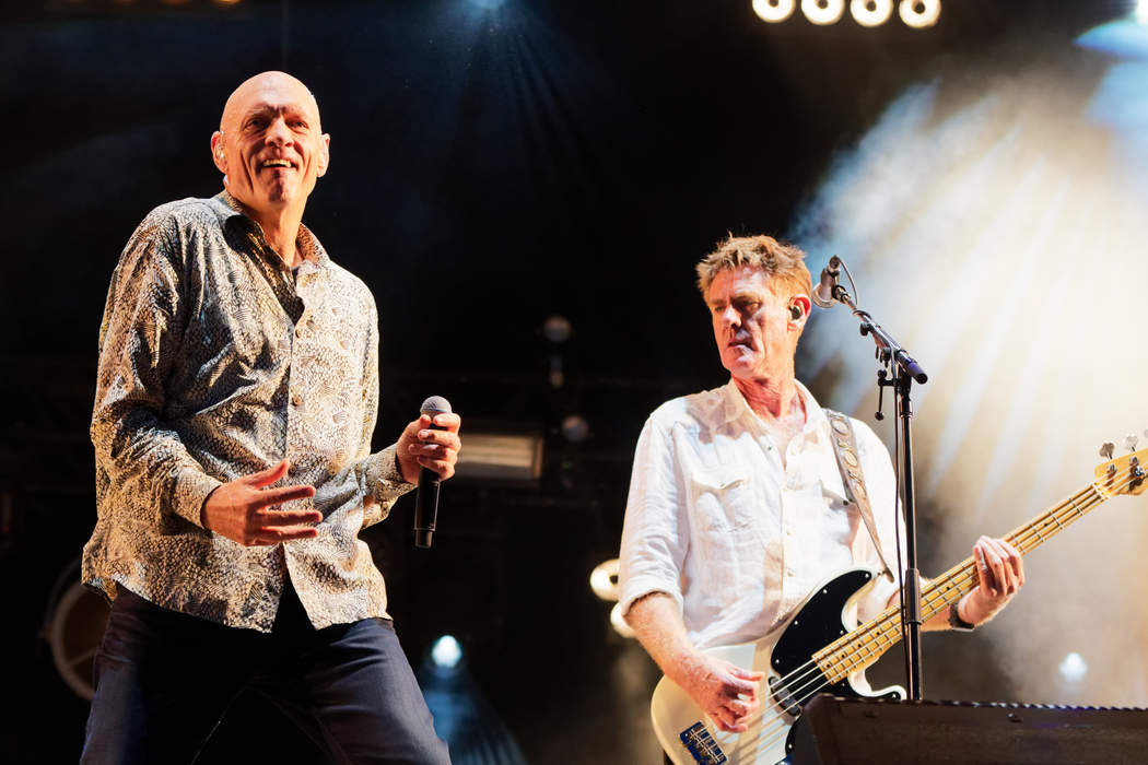 Midnight Oil: Australian rock band