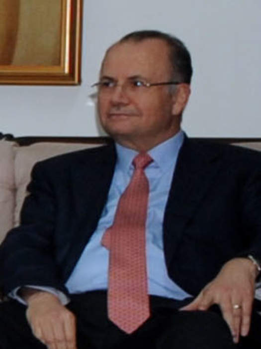 Mohammad Mustafa (economist): Palestinian Economist