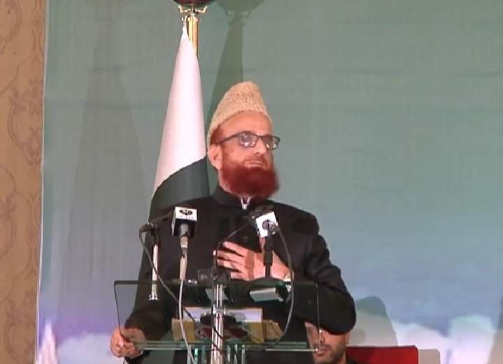 Muneeb-ur-Rehman: Pakistani Mufti