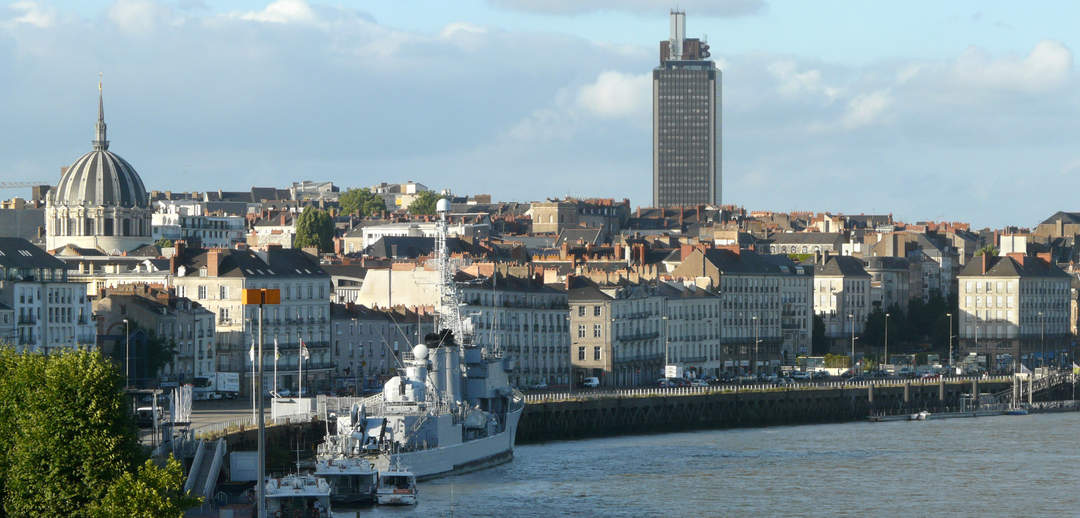 Nantes: Prefecture and commune in Pays de la Loire, France