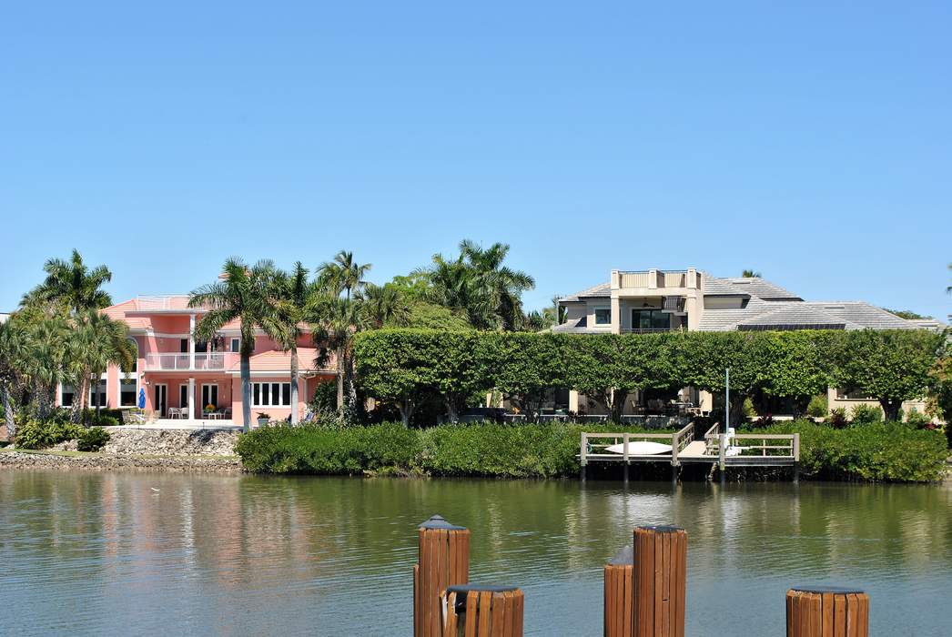 Naples, Florida: City in Florida, United States