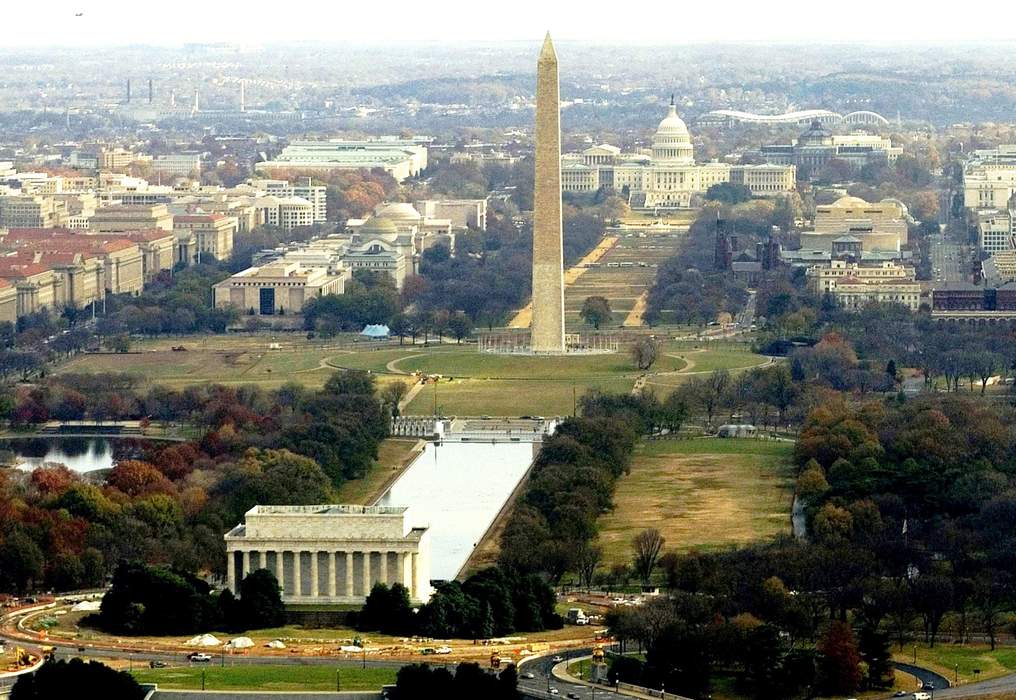 National Mall: Landscaped park in Washington, D.C.