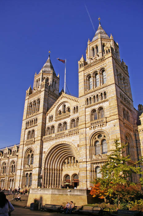 Natural History Museum, London: British museum established in 1881