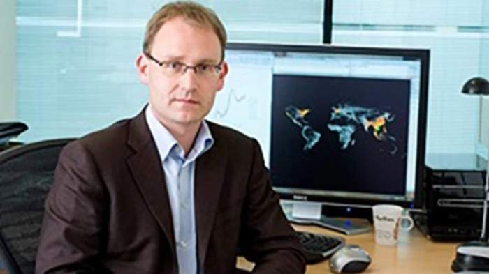 Neil Ferguson (epidemiologist): British epidemiologist and researcher