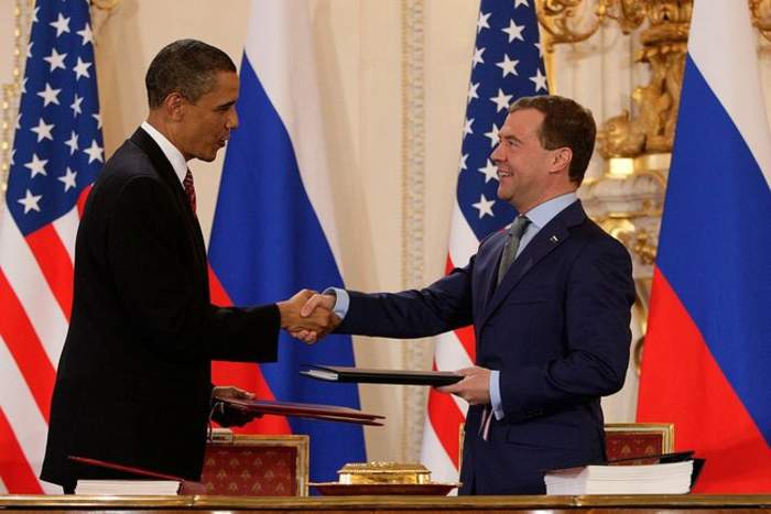 New START: 2010 US–Russian nuclear arms reduction treaty