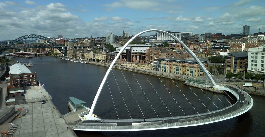 Newcastle upon Tyne: City in England