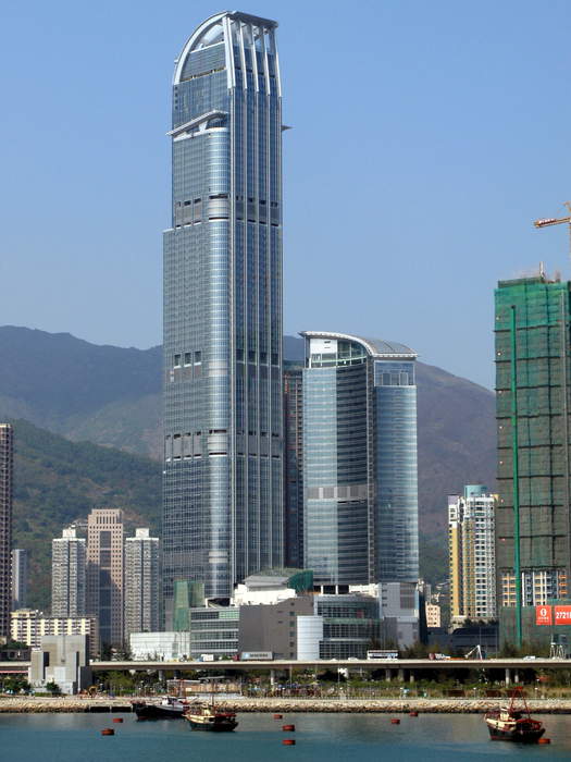 Nina Tower: Skyscraper in Tsuen Wan, Hong Kong
