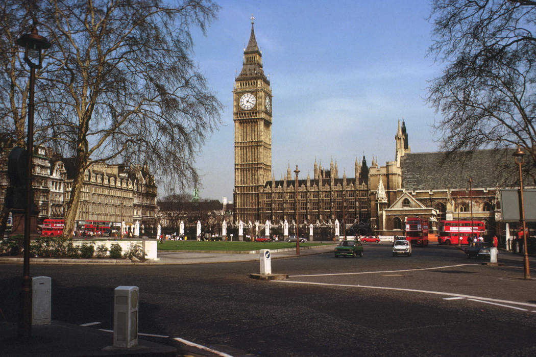 Parliament Square: Square in London, England