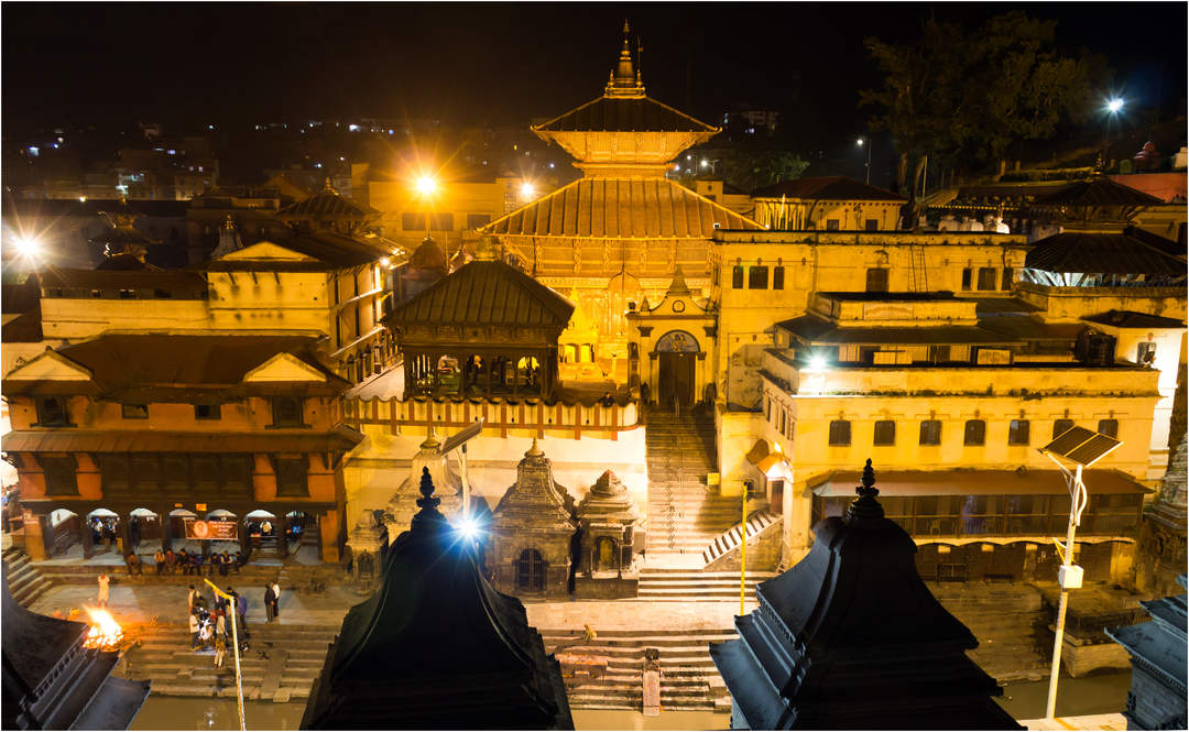Pashupatinath Temple: Hindu temple in Kathmandu