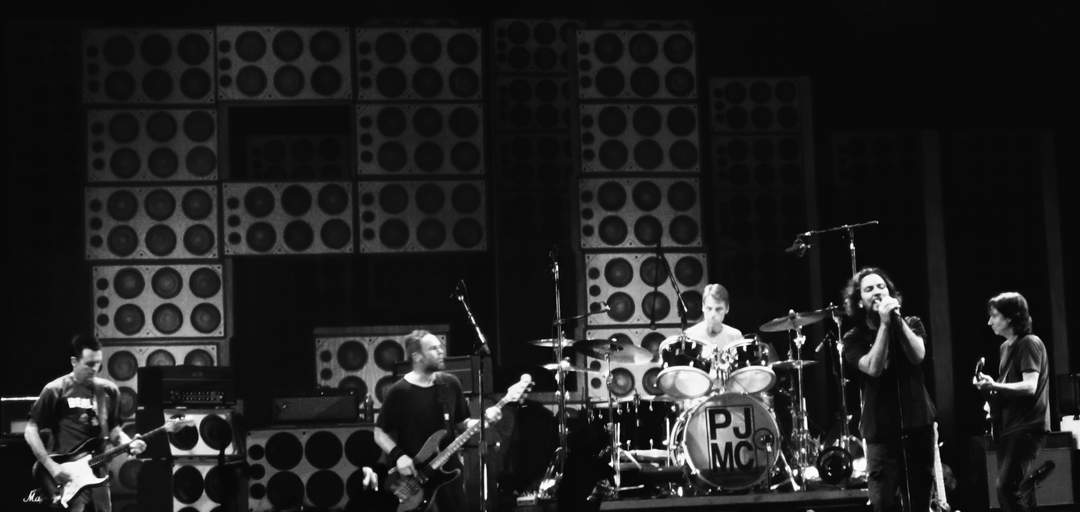 Pearl Jam: American rock band
