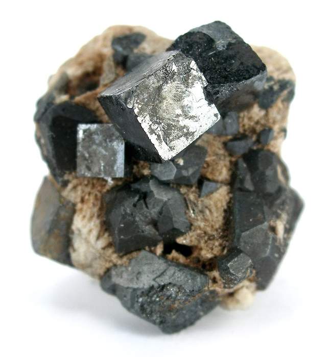 Perovskite: Oxide mineral