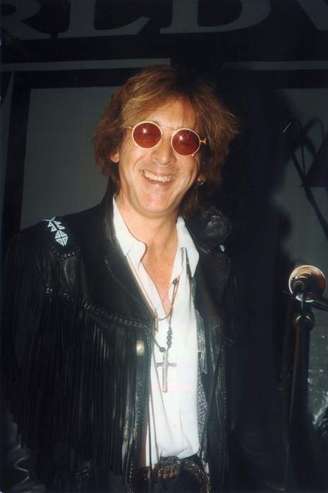 Peter Criss: American drummer and singer (born 1945)