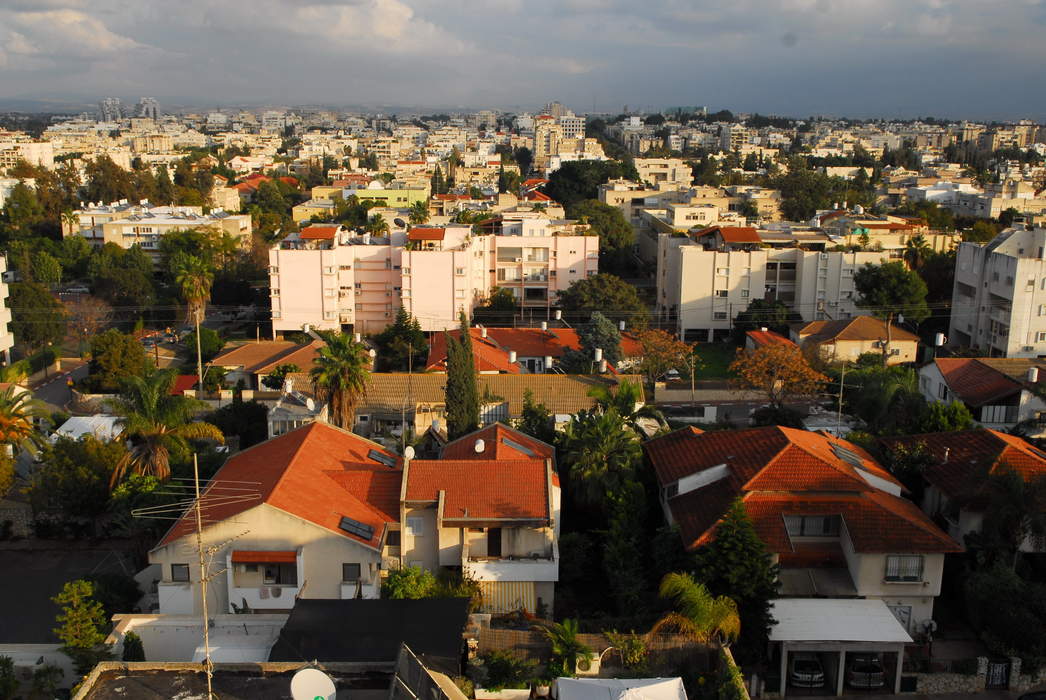 Ra'anana: City in Israel