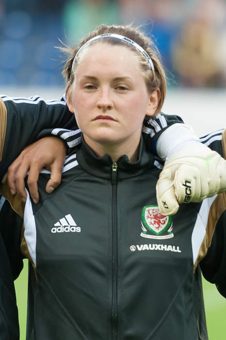 Rachel Rowe: Welsh footballer (born 1992)