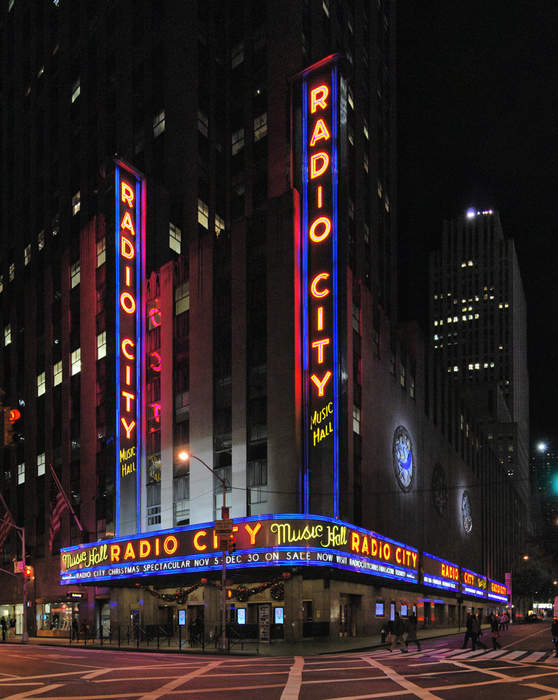 Radio City Music Hall: Entertainment venue in New York City