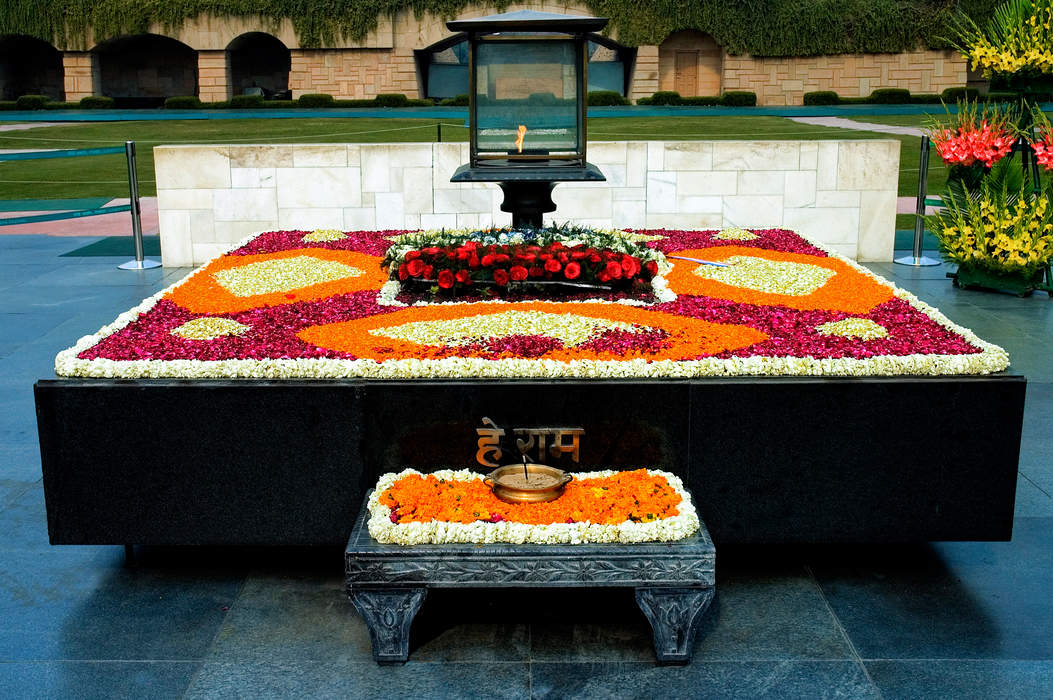Raj Ghat and associated memorials: Memorial dedicated to Mahatma Gandhi in Delhi, India
