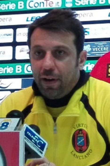 Roberto D'Aversa: Italian football manager (born 1975)