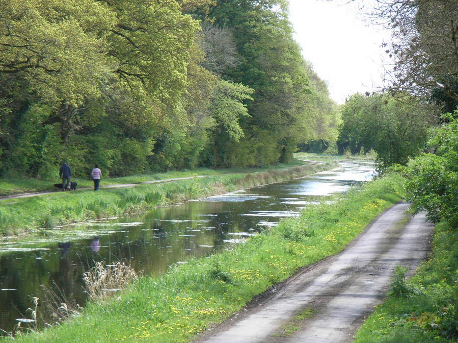 Royal Canal: 19th century construction in Ireland