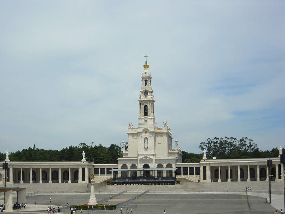 Sanctuary of Fátima: Church in Beira Litoral, Portugal